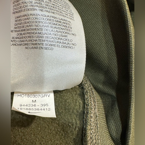 NFL Salute to Service Green Bay Packers Nike Hoodie - Picture 10 of 10